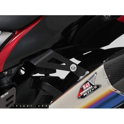 Staffa supporto Yoshimura per terminale R-11 SQ R per Suzuki Hayabusa 2021-2023