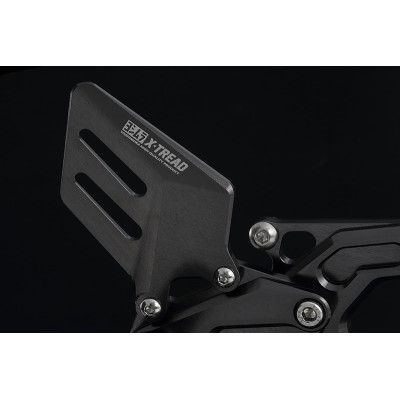 YOSHIMURA | Pedane X-Tread multiregolabili per Suzuki GSX-8 R / S 2023-2026