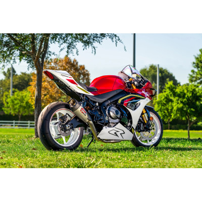 YOSHIMURA | Scarico completo AT2 race in acciaio per Suzuki GSX-R1000/R 2017-2026